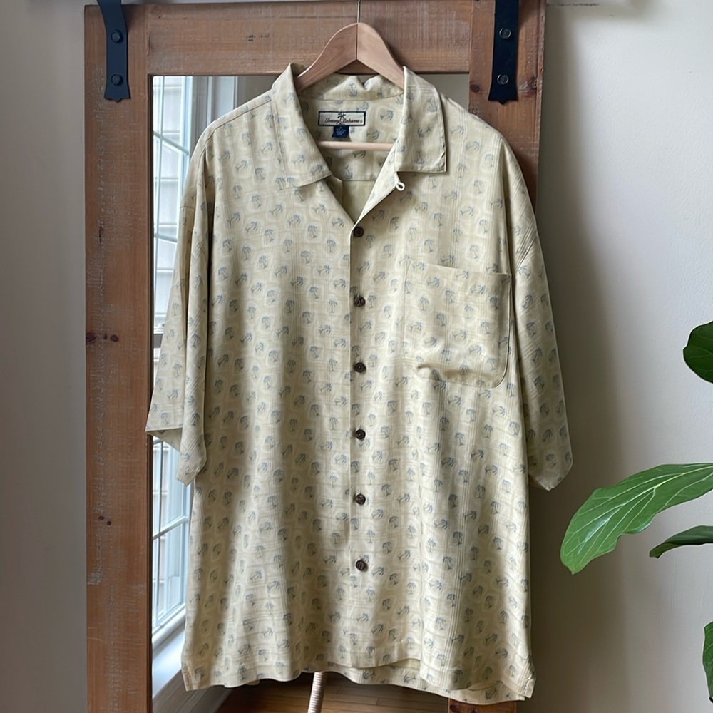 Tommy Bahama Palm Tree Print Hawaiian Silk Shirt Size  XL